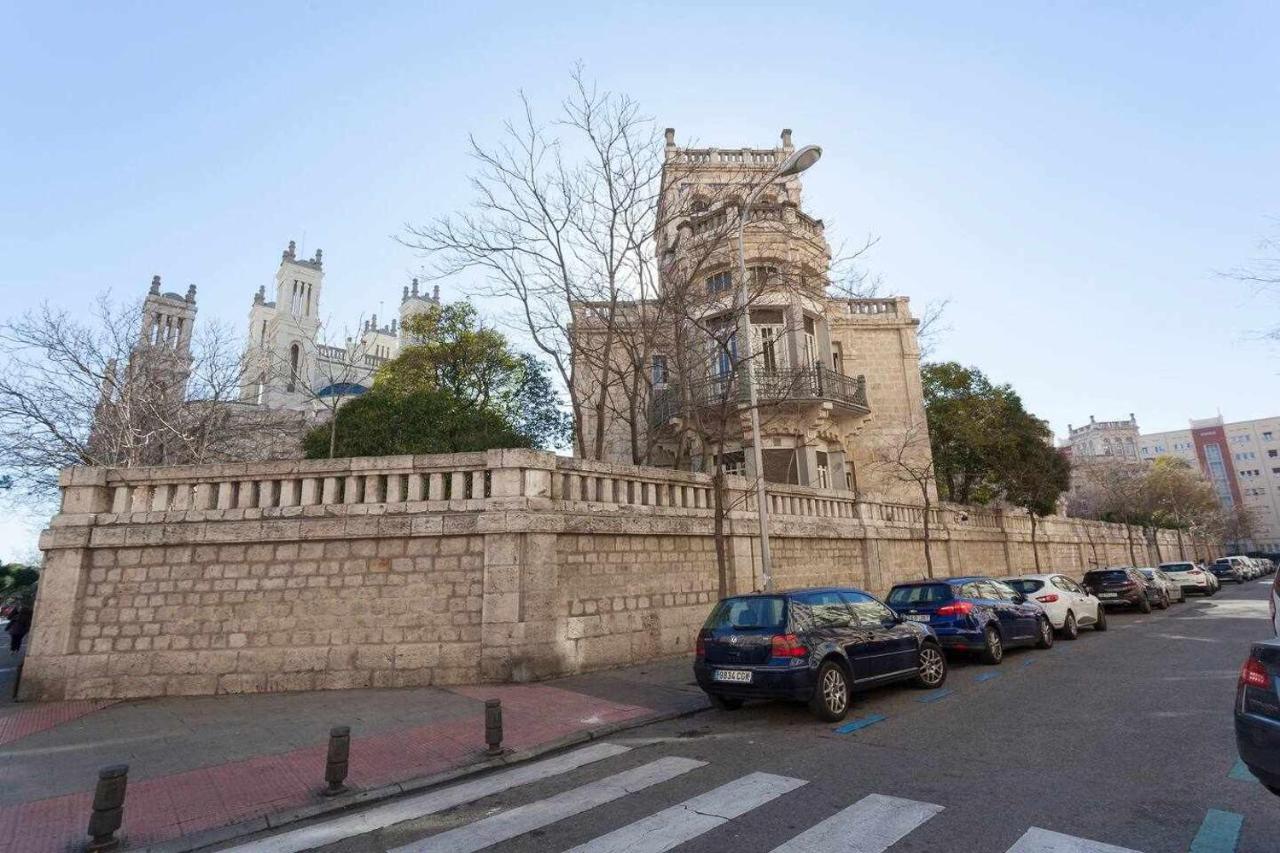 Apartamento De Lujo Nuevos Ministerios Chamberi Apartment Madrid Exterior photo